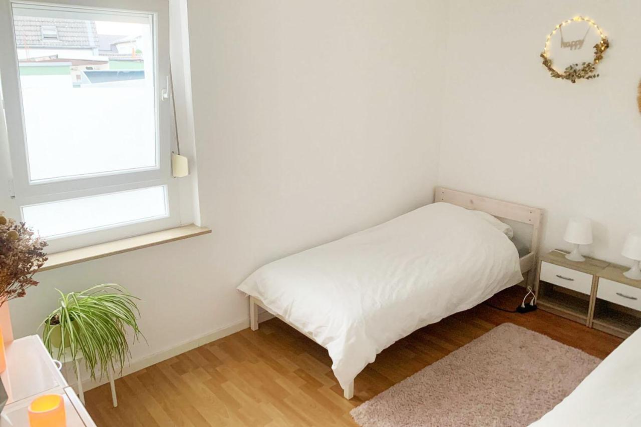3 Bedroom Apartment In Λεβερκούζεν Εξωτερικό φωτογραφία